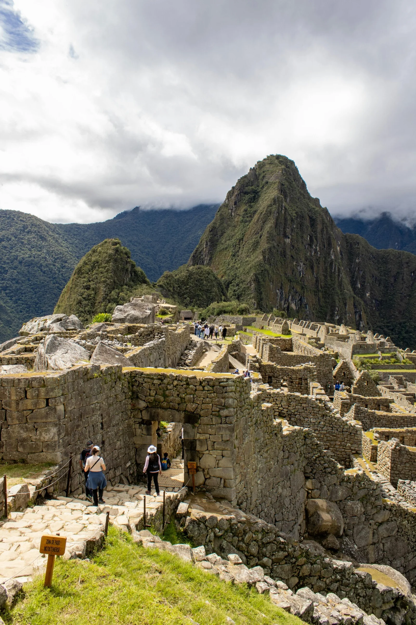 DIA 3: MACHU PICCHU TOUR DE DIA COMPLETO